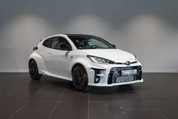 Toyota Yaris 2024 photo 3