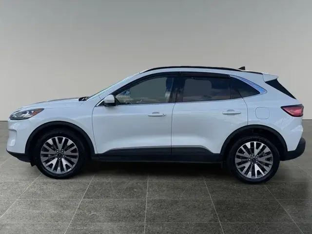 Ford Escape 2022 photo 2