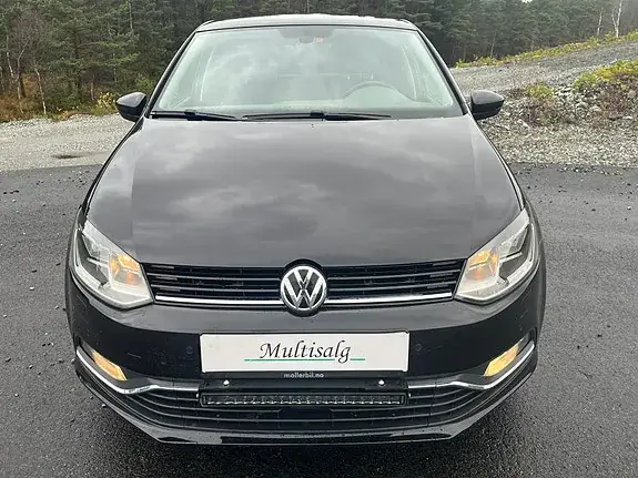 Volkswagen Polo 2015 photo 2