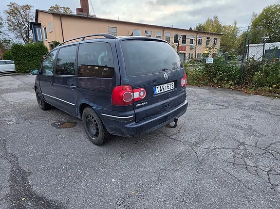 Volkswagen Sharan 2005 photo 4