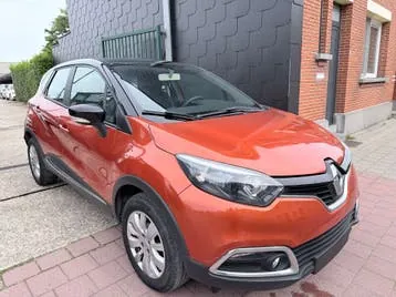 Renault Captur 2016 photo 2