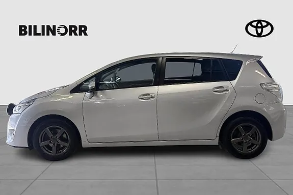 Toyota Verso 2013 photo 3