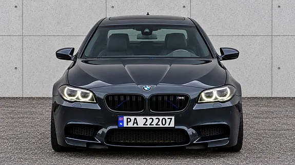 BMW M5 2014 photo 2