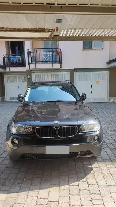 BMW X3 2010 photo 2