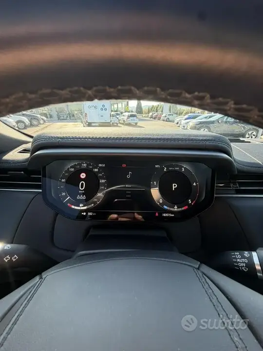 Land Rover Range Rover Sport 2023 photo 2