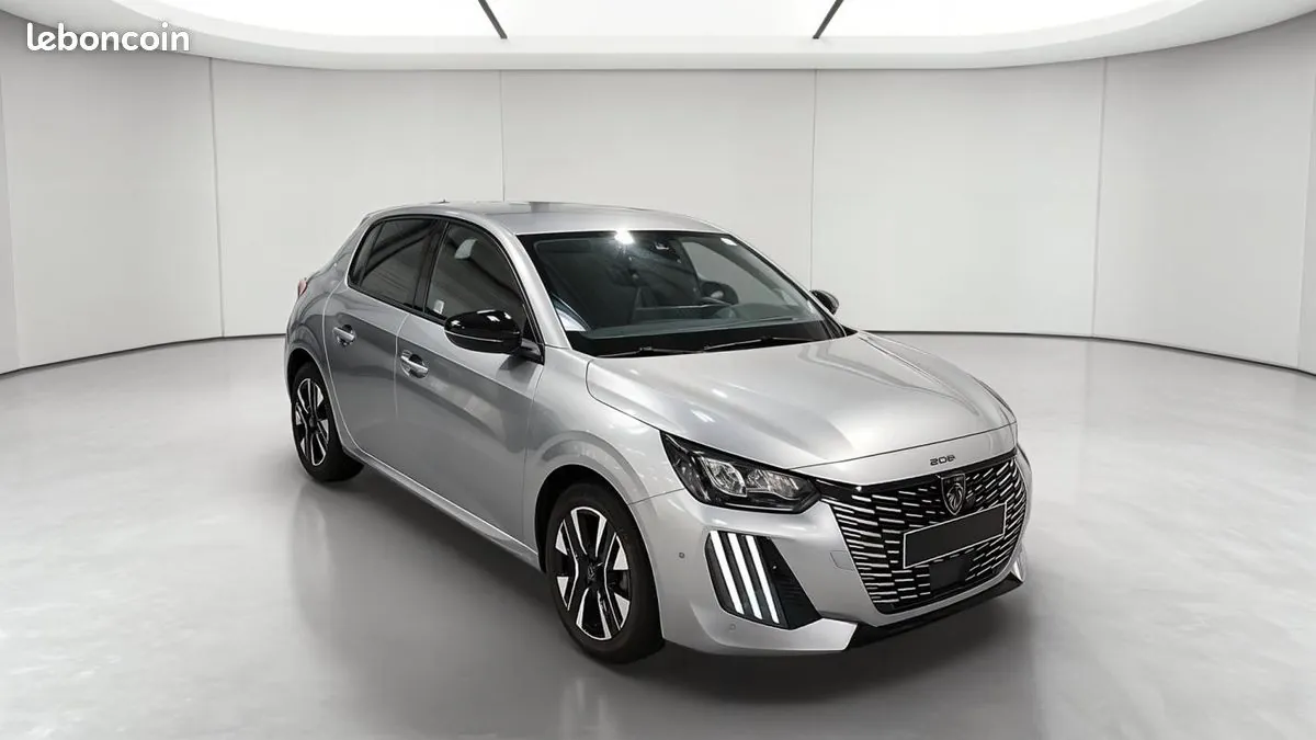 Peugeot 208 2024 photo 3