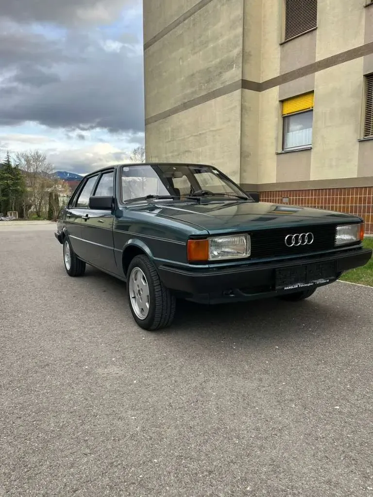Audi 80 1982 photo 3