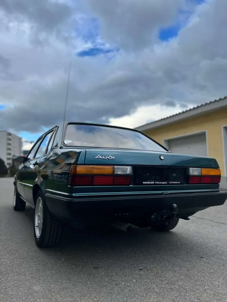 Audi 80