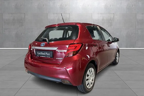 Toyota Yaris 2016 photo 5