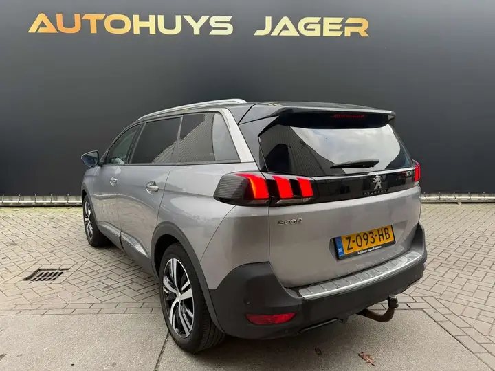Peugeot 5008 2019 photo 2