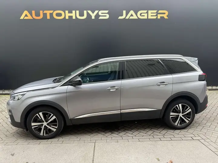 Peugeot 5008 2019 photo 5
