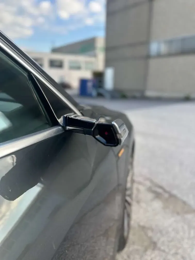 Audi E-Tron 2020 photo 2