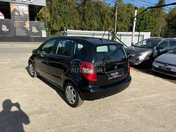 Mercedes-Benz A 160 2010 photo 5
