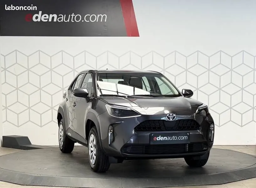 Toyota Yaris Cross 2025 photo 2