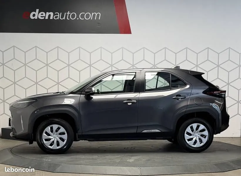 Toyota Yaris Cross 2025 photo 3