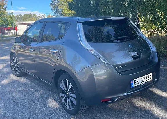 Nissan Leaf 2017 photo 4