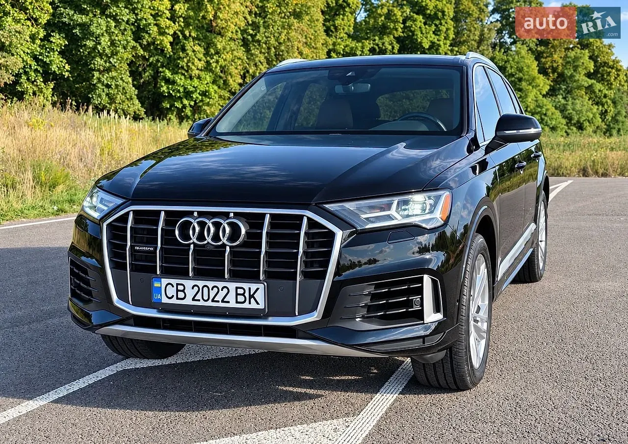 Audi Q7 2021 photo 2