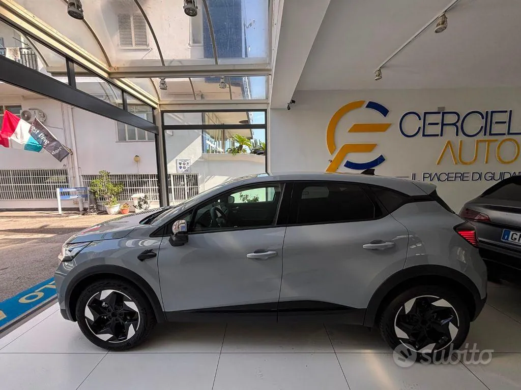 Renault Captur 2026 photo 5
