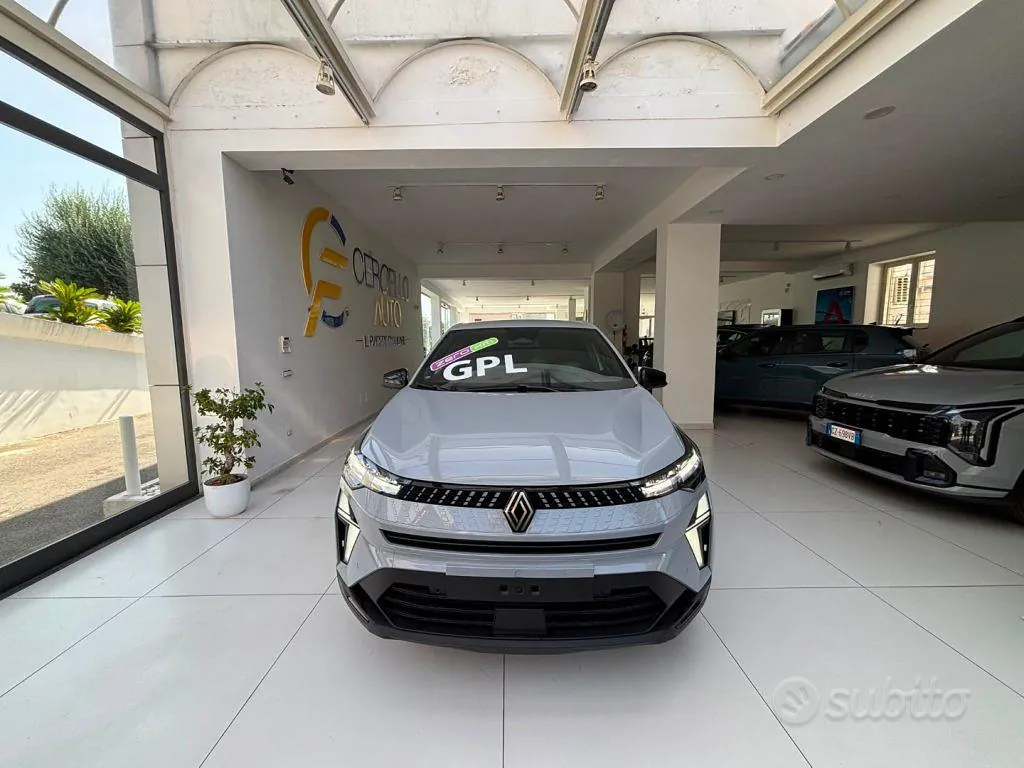 Renault Captur 2026 photo 2