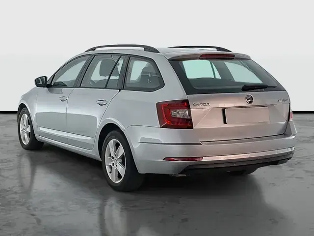 Skoda Octavia Combi 2019 photo 3