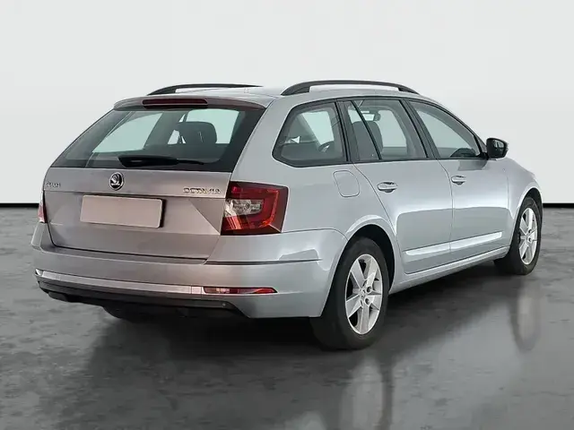 Skoda Octavia Combi 2019 photo 4