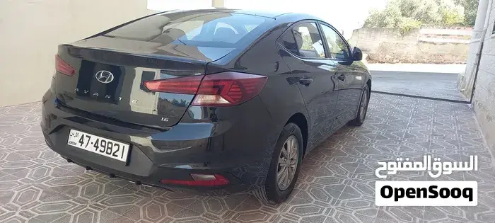 Hyundai Avante 2019 photo 3