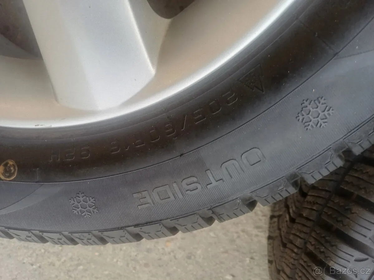 Hyundai Kia photo 3