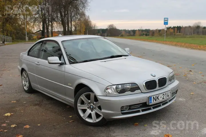 BMW 318 2001 photo 2