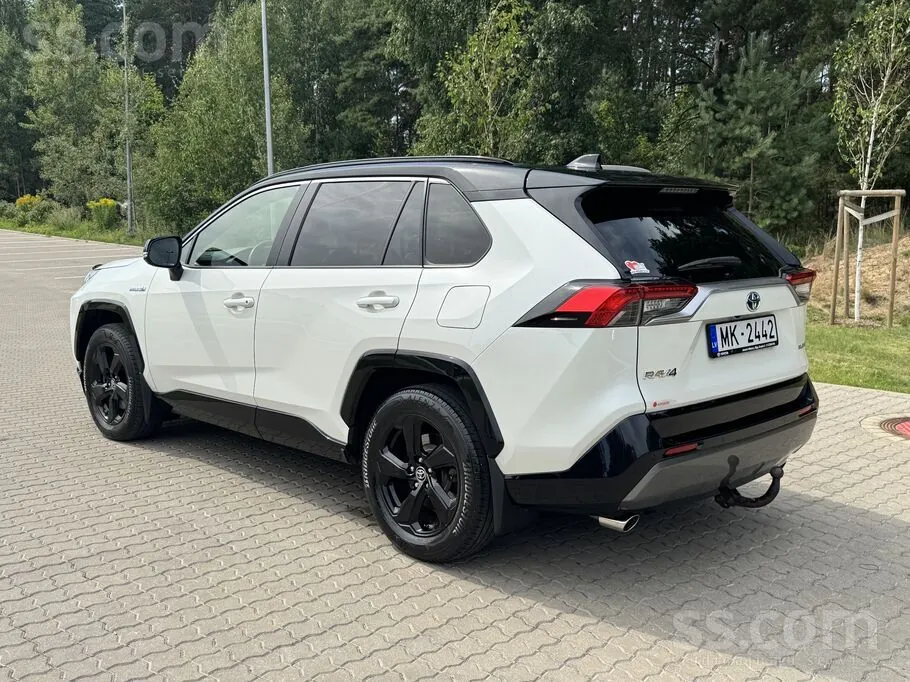 Toyota Rav4 2020 photo 3