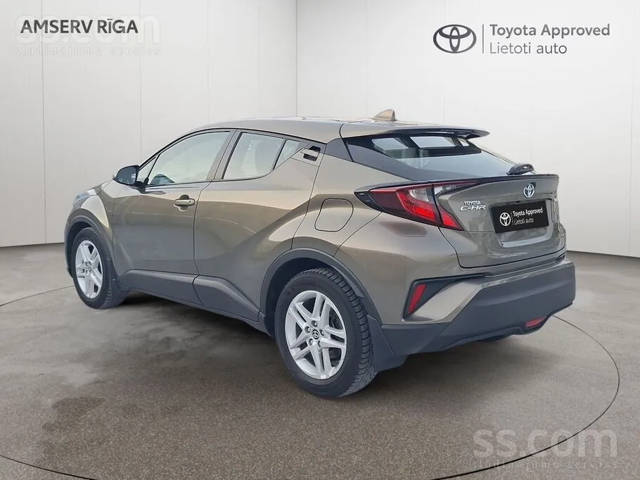 Toyota C-Hr 2022 photo 4
