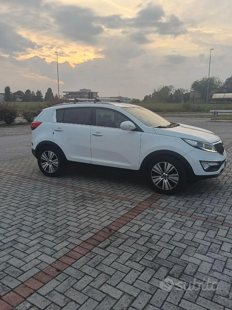 Kia Sportage 2015 photo 2