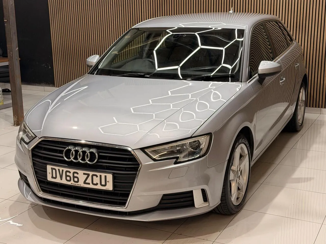 Audi A3 2016 photo 5