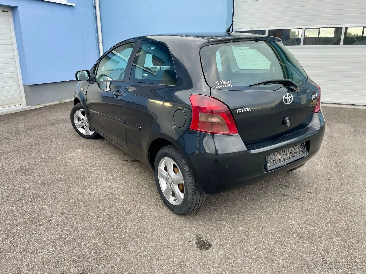Toyota Yaris 2007 photo 3