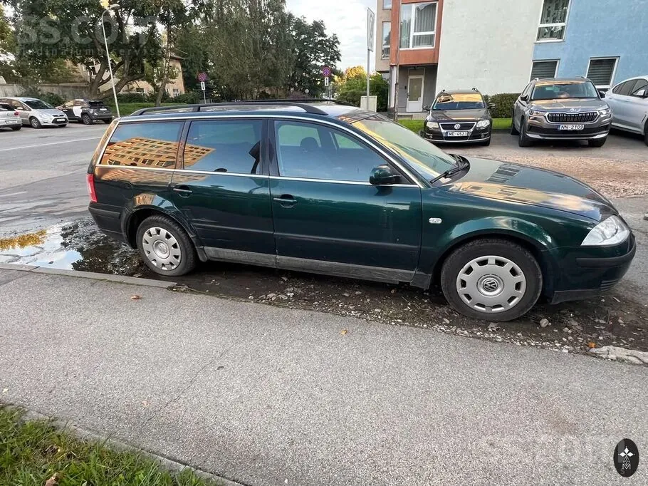 Volkswagen Passat 2003 photo 2