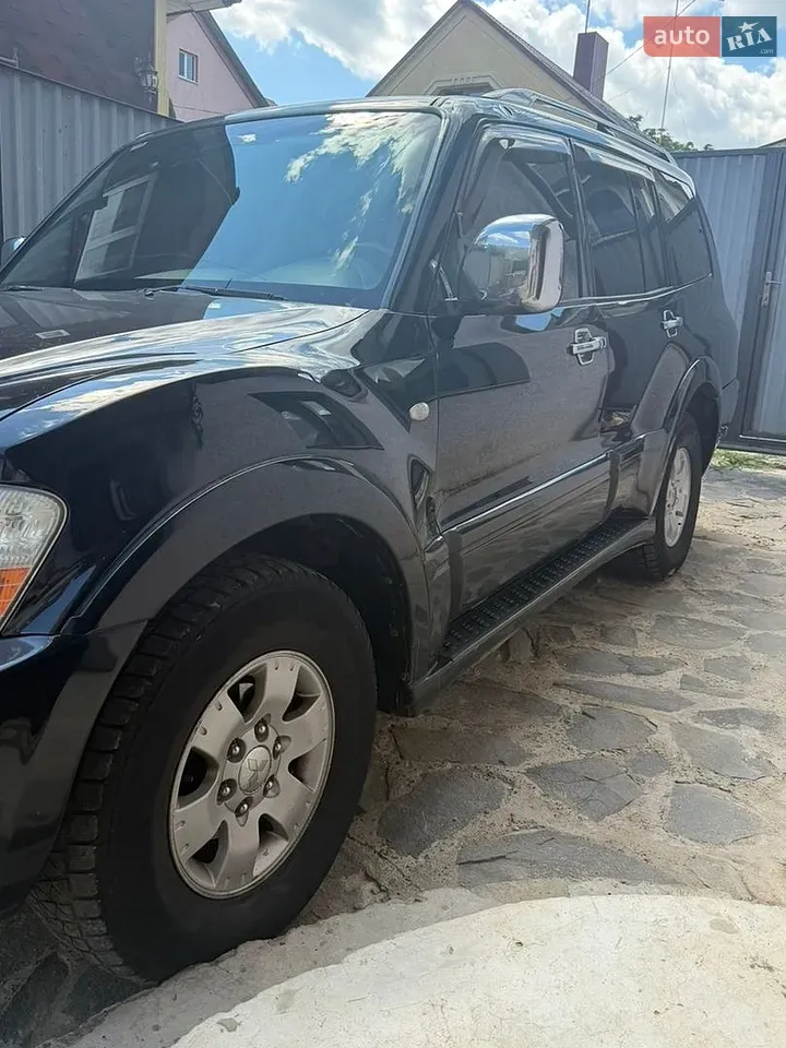 Mitsubishi Pajero 2004 photo 5