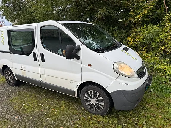 Opel Vivaro 2012 photo 5