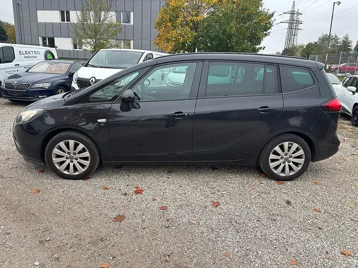 Opel Zafira Tourer 2016 photo 2