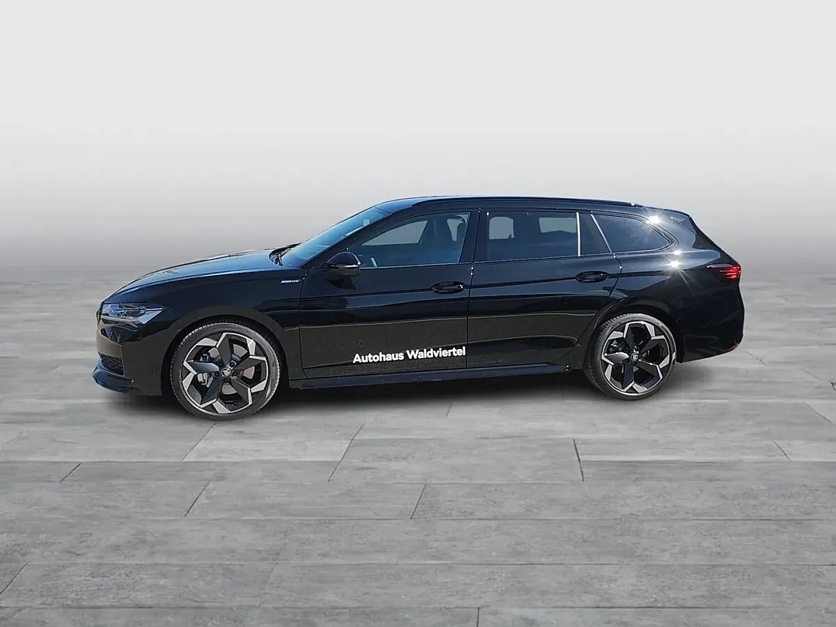Skoda Superb 2026 photo 3