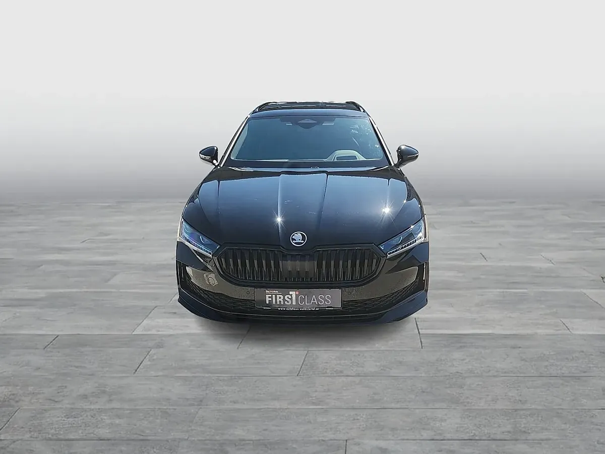 Skoda Superb 2026 photo 2