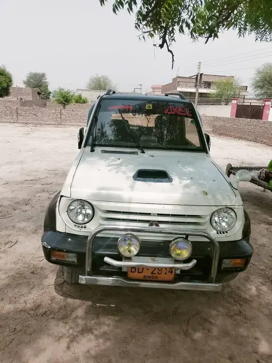 Mitsubishi Pajero Mini
