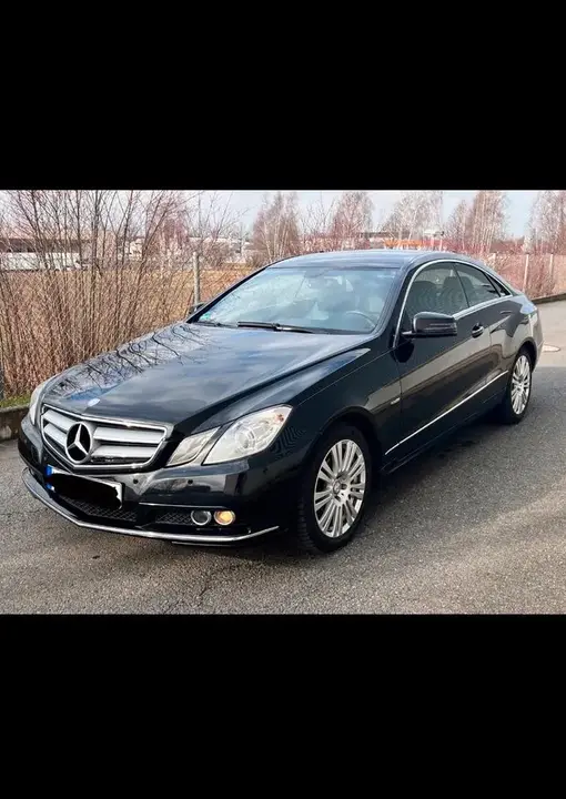 Mercedes-Benz E Coupé