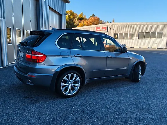 BMW X5 2010 photo 5
