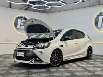 Toyota Aqua 2015 photo 4