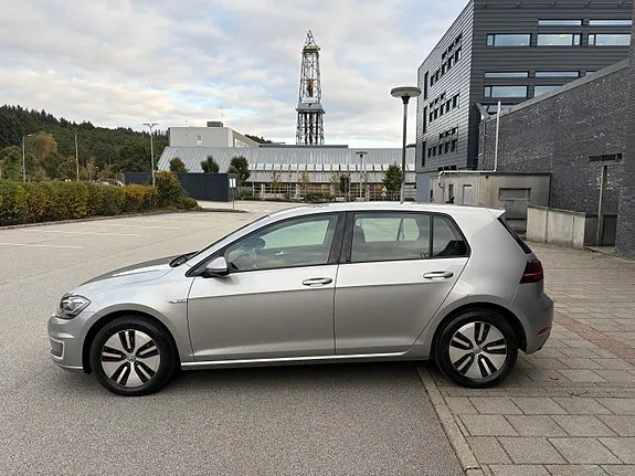 Volkswagen E-Golf 2018 photo 2