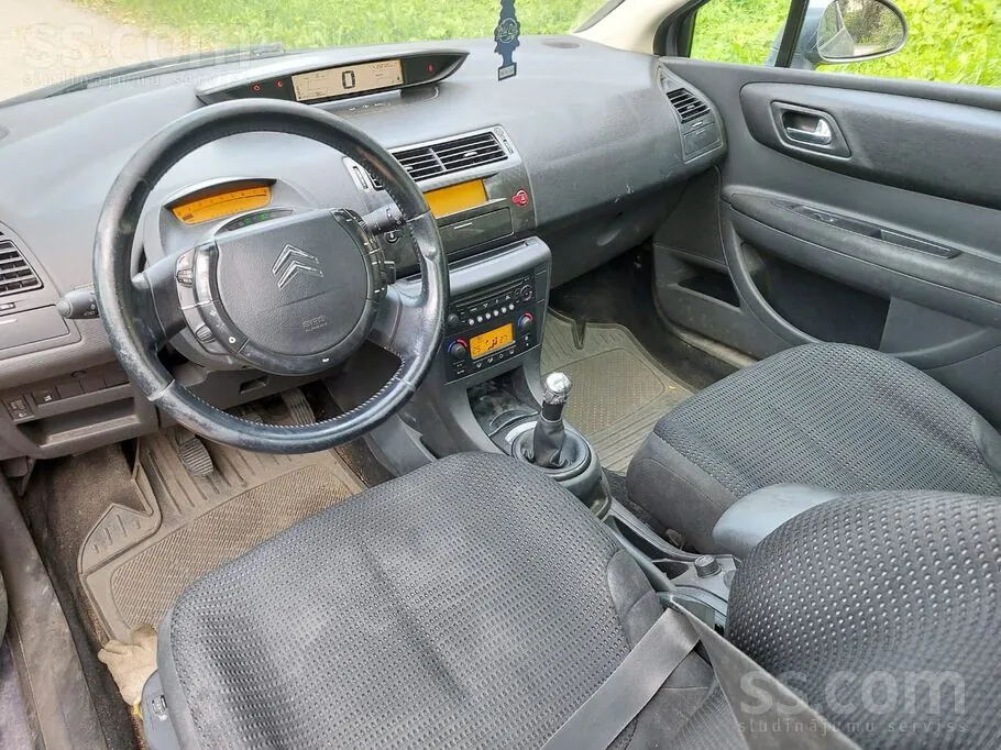 Citroen C4 2006 photo 5