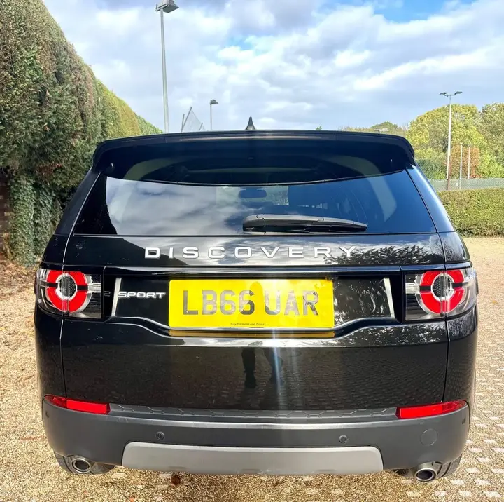 Land Rover Discovery Sport 2017 photo 4