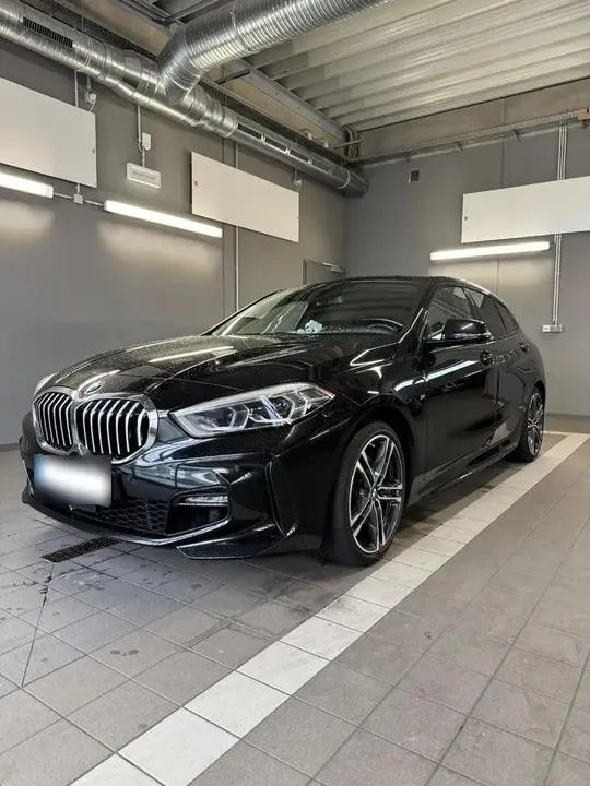 BMW 118I