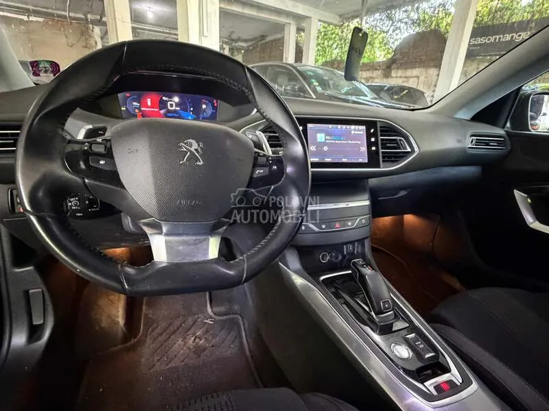 Peugeot 308 2021 photo 3