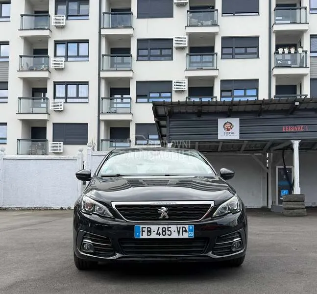 Peugeot 308 2021 photo 2