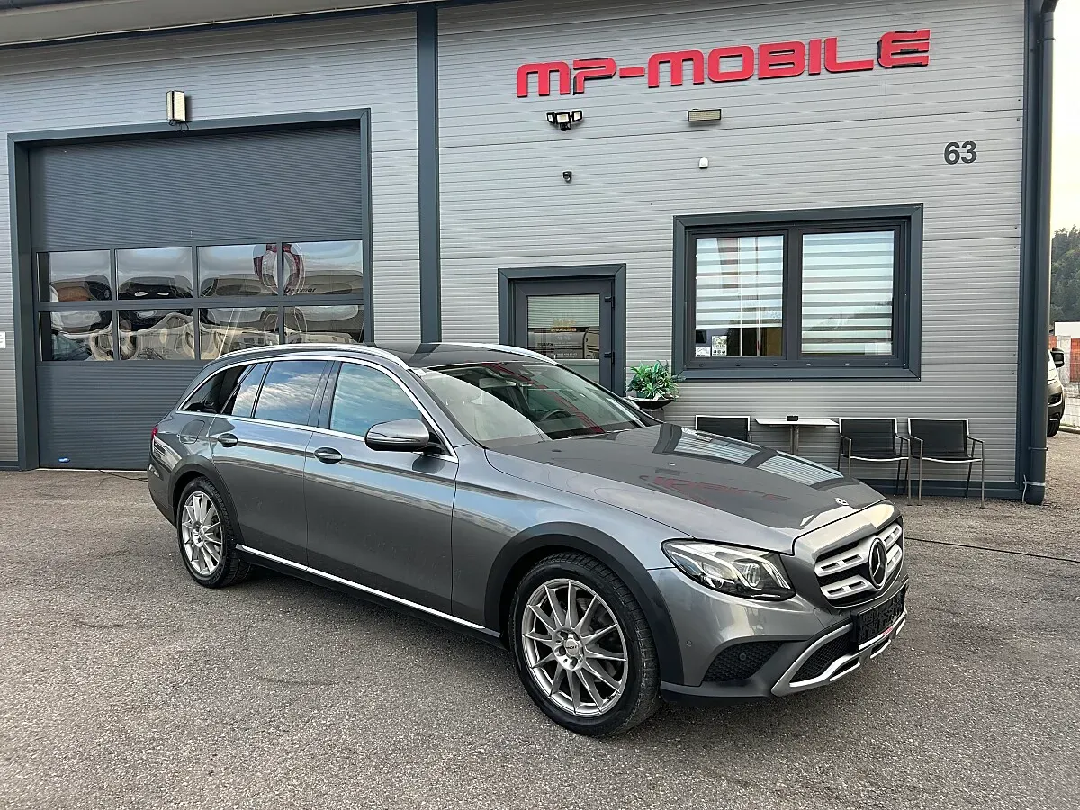 Mercedes-Benz E-Class 2018 photo 2
